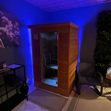 Palmen Oase, Relax & Wellness * Saarburg