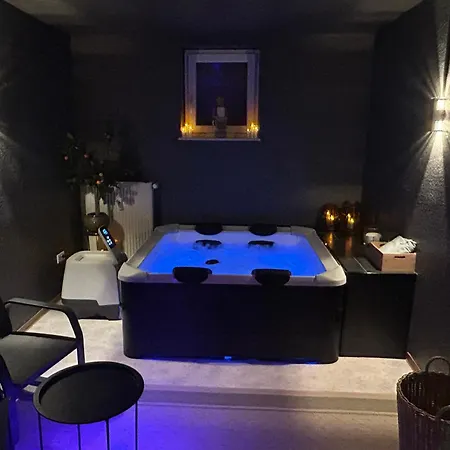 Palmen Oase, Relax & Wellness * Saarburg